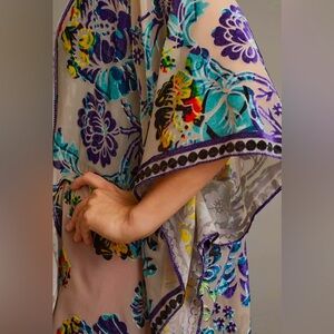 SAACHI Anthropologie- Elegant Boho Floral Sheer Velvet Ruana Kimono